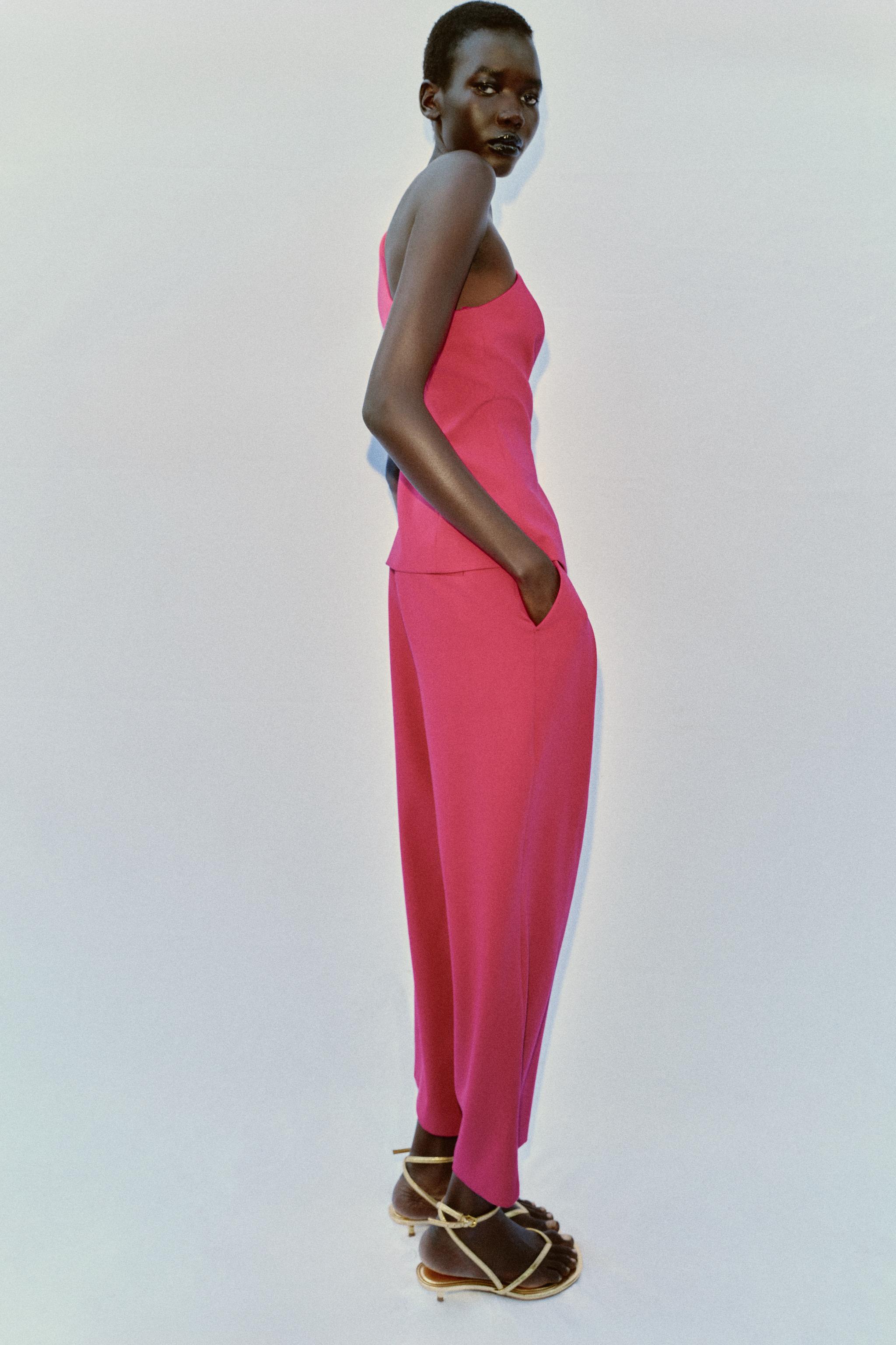 PLEATED TAPERED PANTS
